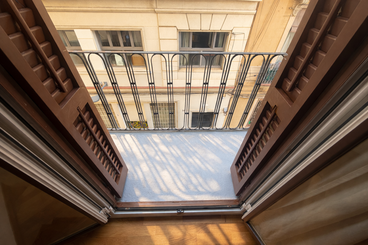 Piso exterior con terraza en barcelona Zona Glorias